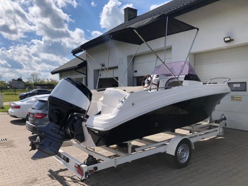 Yacht ściągany zza granicy.